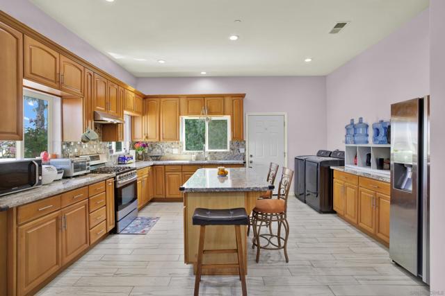 MLS #250039502SD image #7