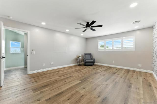 MLS #250039514SD image #18