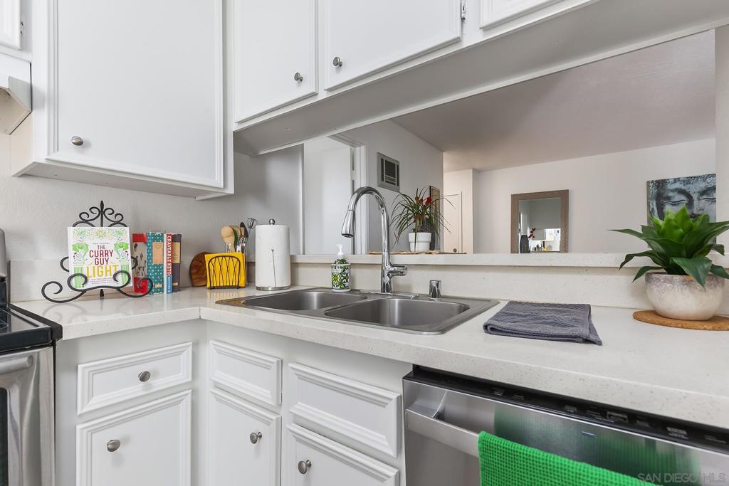 MLS #250039555SD image #14