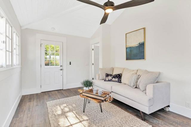 MLS #250039558SD image #36