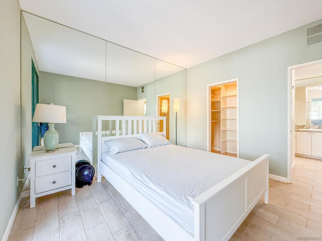 MLS #250039697SD image #9