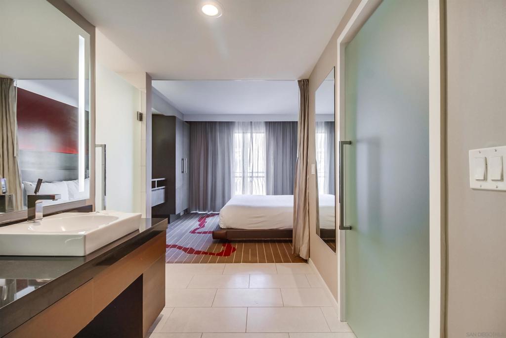 MLS #250039776SD image #10