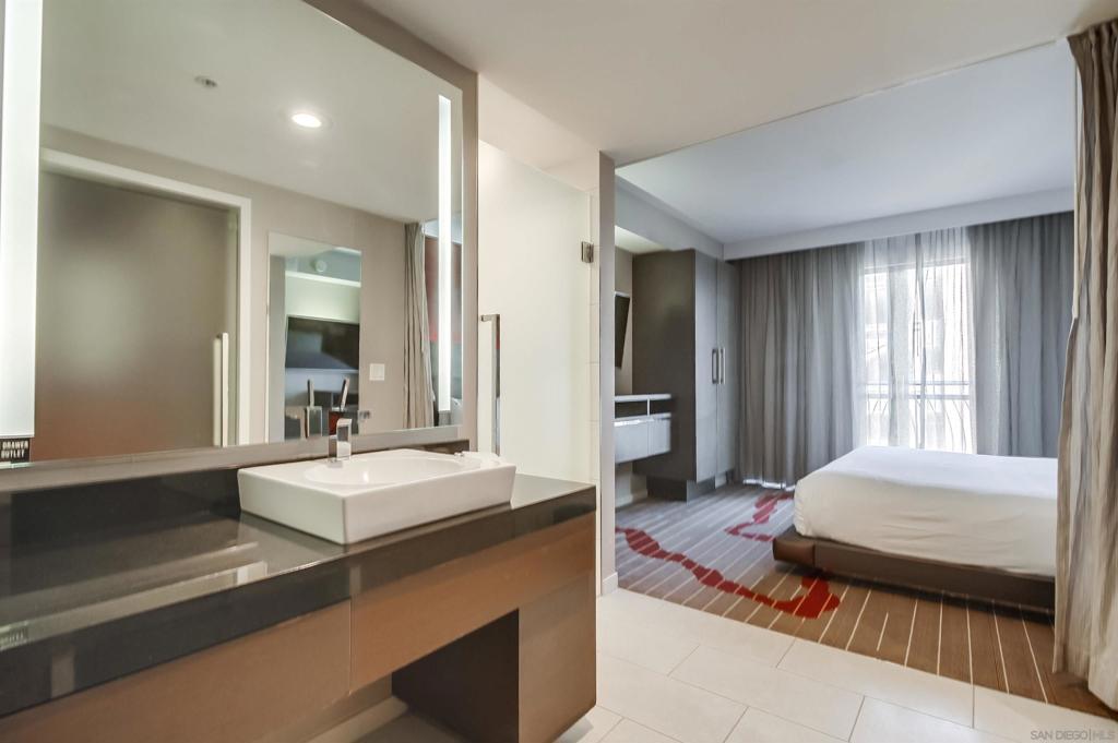 MLS #250039776SD image #11