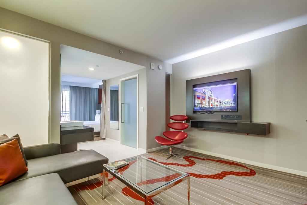 MLS #250039776SD image #9