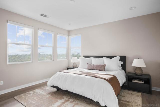 MLS #250039982SD image #12