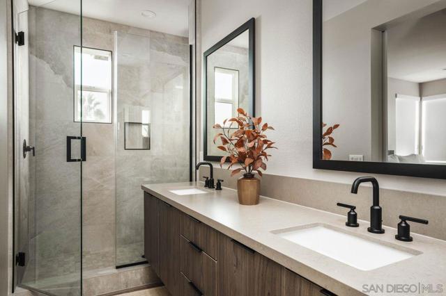 MLS #250039982SD image #14