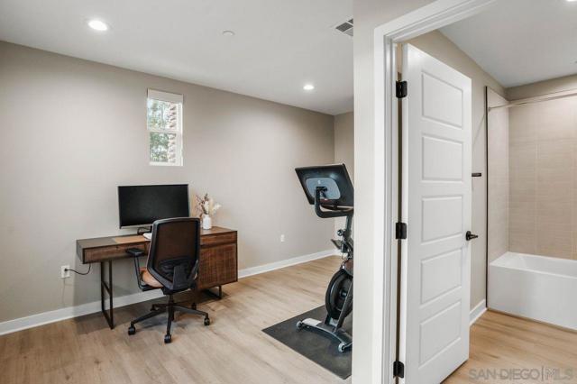 MLS #250039982SD image #19