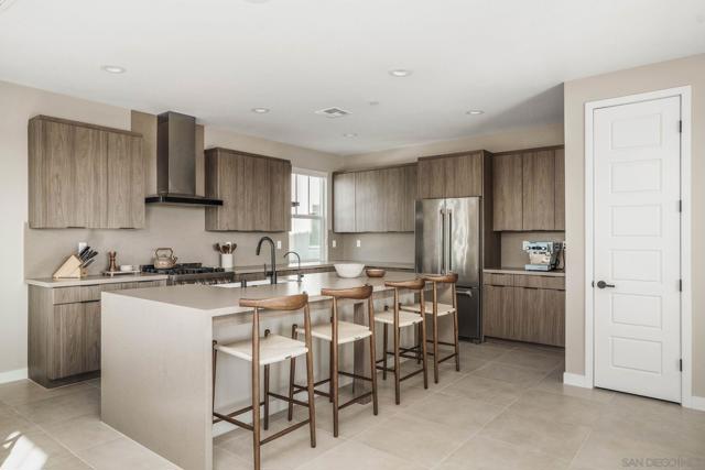 MLS #250039982SD image #5