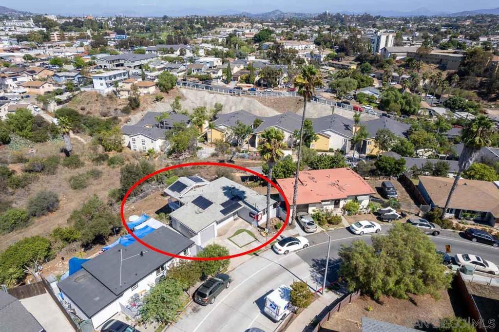 MLS #250040077SD image #29