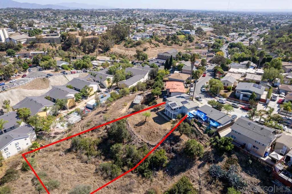 MLS #250040077SD image #36