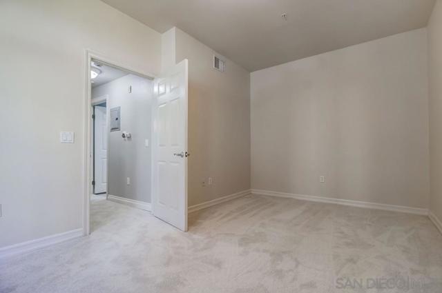 MLS #250040083SD image #24