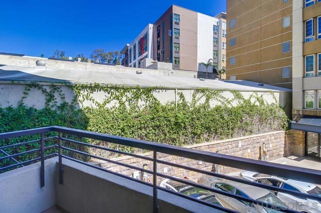 MLS #250040083SD image #25