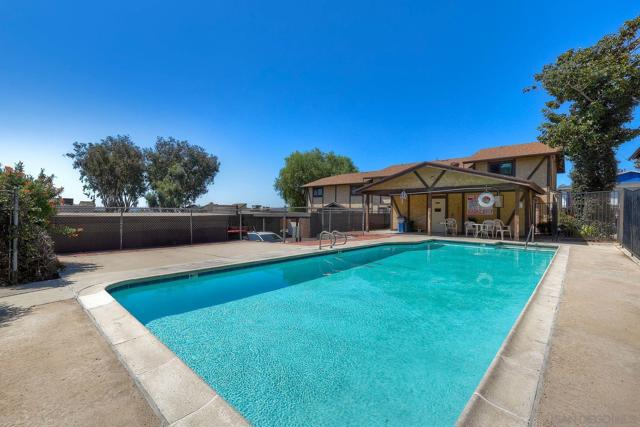 MLS #250040096SD image #24