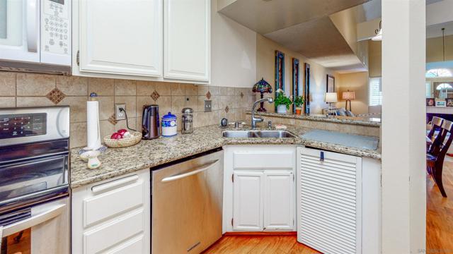 MLS #250040165SD image #27