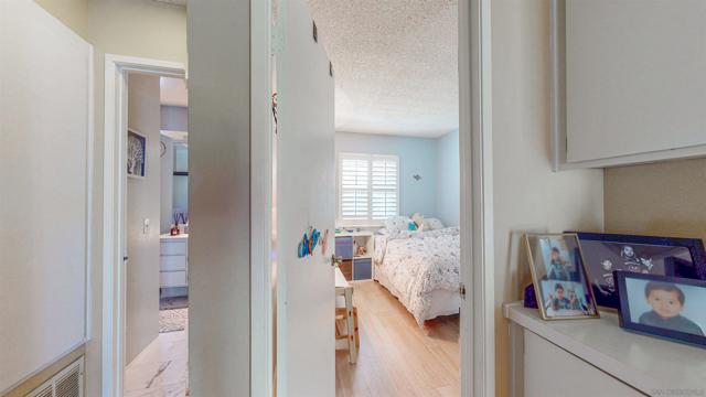 MLS #250040165SD image #9