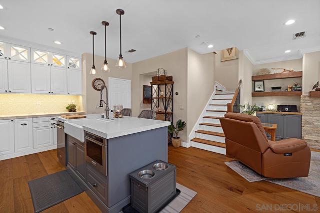 MLS #250040361SD image #14