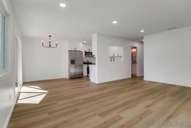 MLS #250040475SD image #38