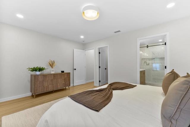MLS #250040585SD image #32