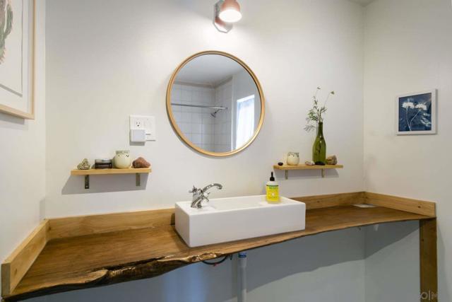 MLS #250040611SD image #15