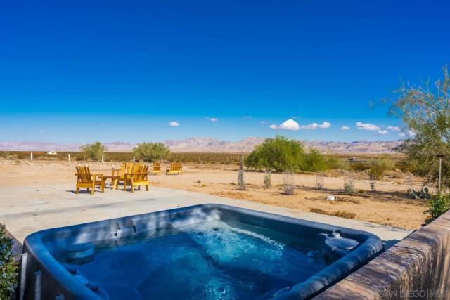 MLS #250040611SD image #16