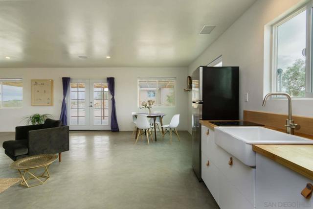 MLS #250040611SD image #22