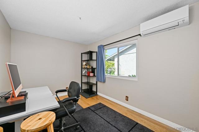 MLS #250040617SD image #15