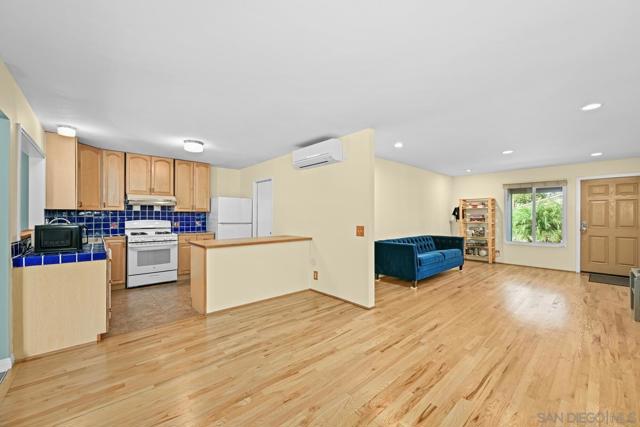 MLS #250040617SD image #5