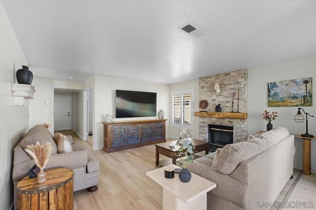 MLS #250040677SD image #11