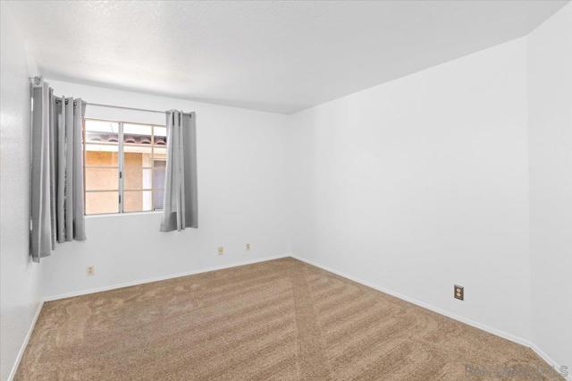 MLS #250040677SD image #24