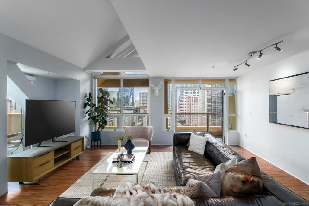 MLS #250040738SD image #3