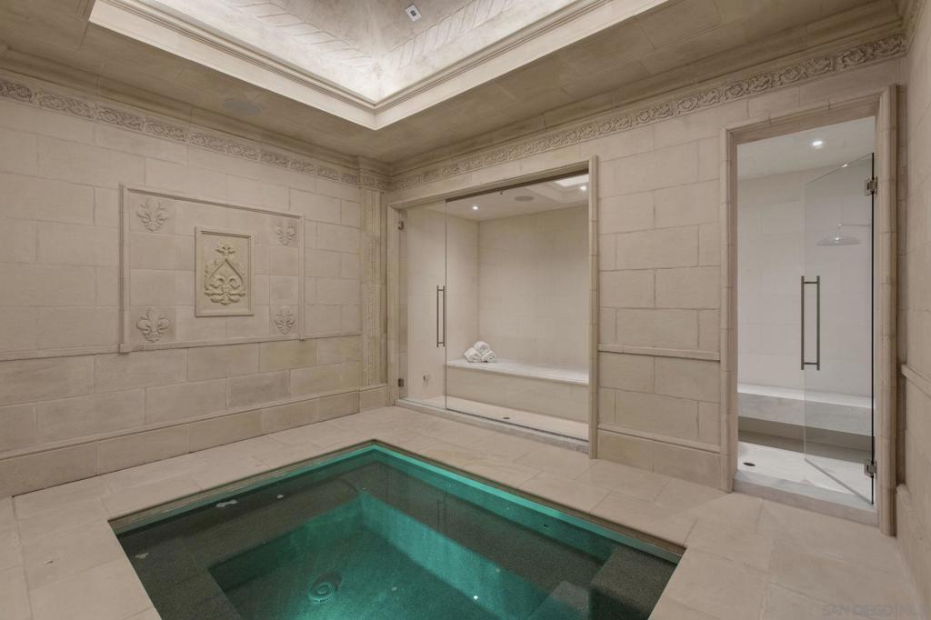 MLS #250040739SD image #32