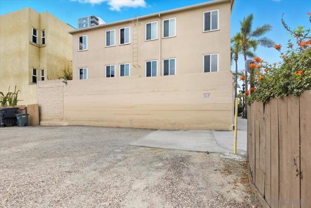 MLS #250040754SD image #12