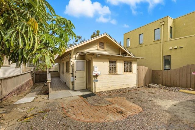MLS #250040754SD image #16