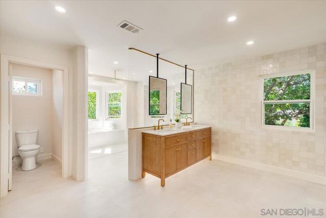 MLS #250040803SD image #28