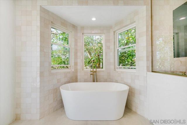 MLS #250040803SD image #31