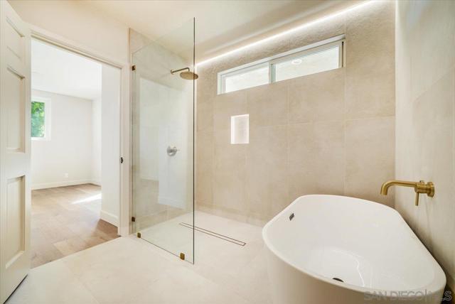 MLS #250040803SD image #39