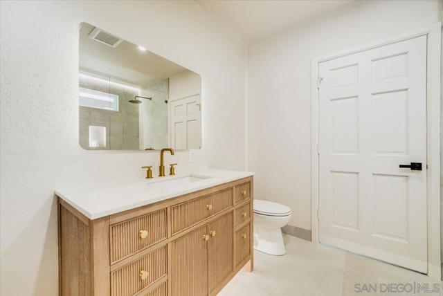 MLS #250040803SD image #41