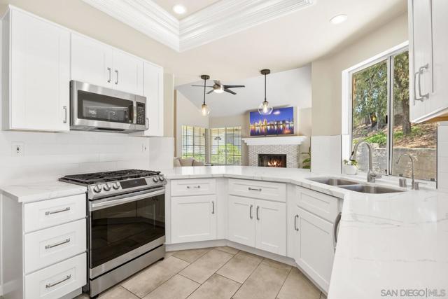 MLS #250040835SD image #11