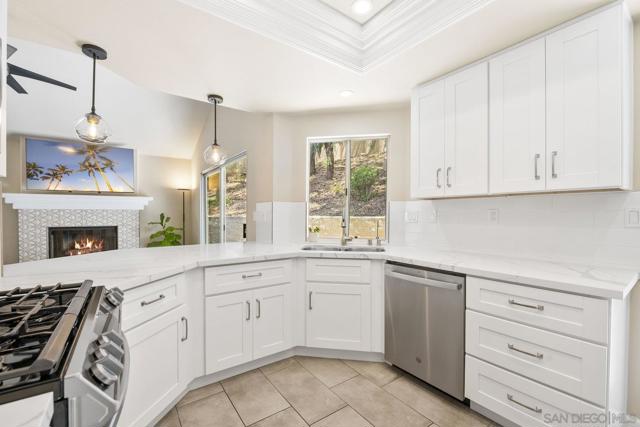 MLS #250040835SD image #9