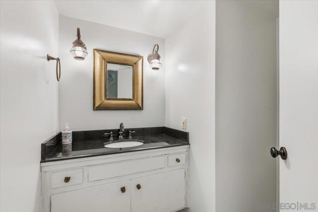 MLS #250040891SD image #11