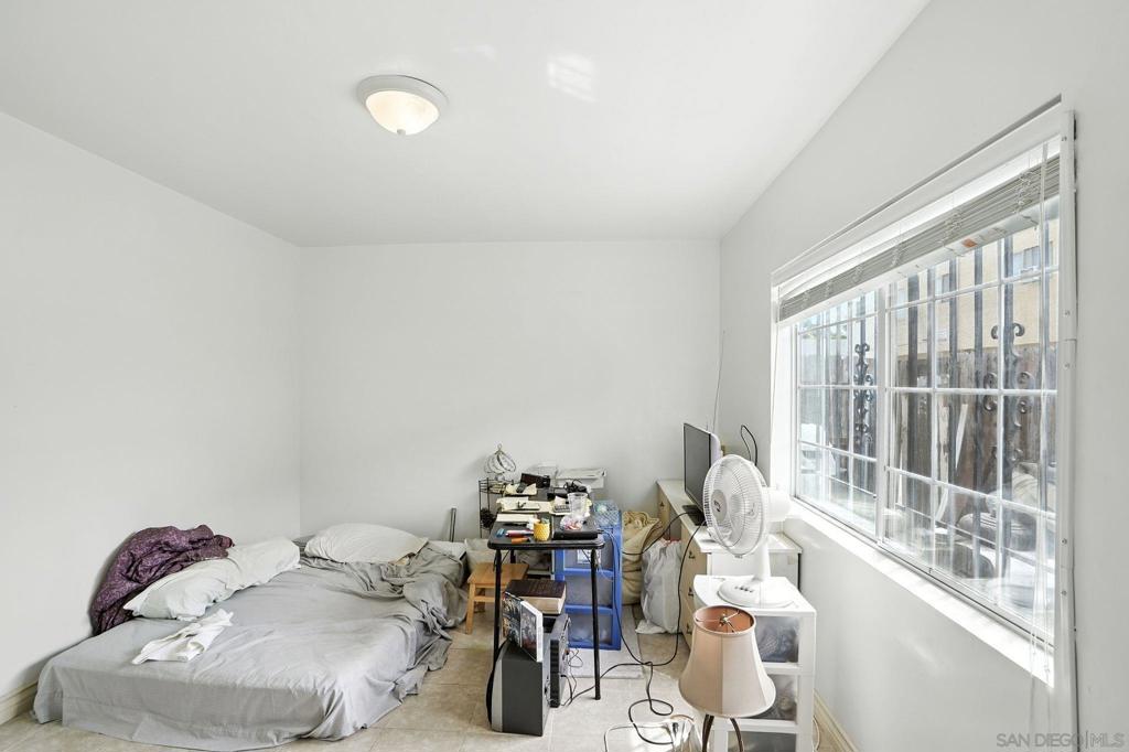 MLS #250040939SD image #4