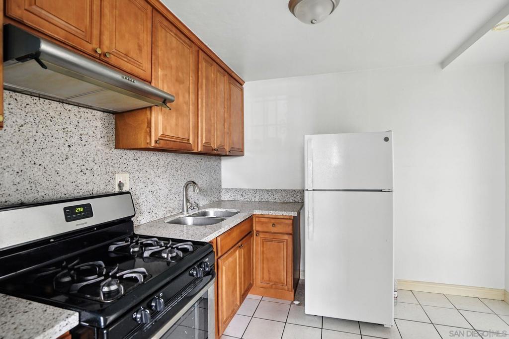 MLS #250040939SD image #5