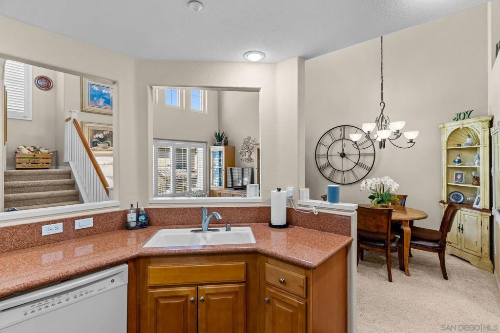 MLS #250040992SD image #7