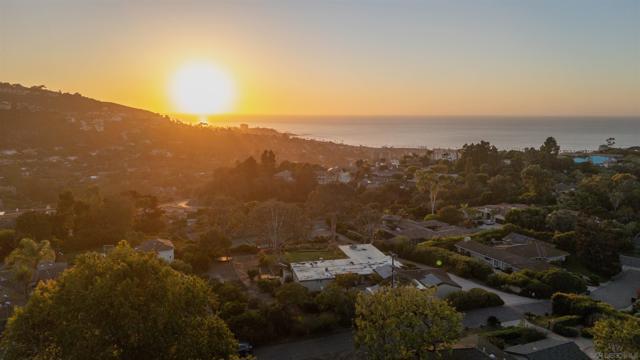 MLS #250041001SD image #1