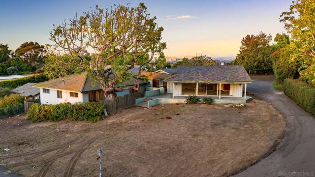 MLS #250041001SD image #12