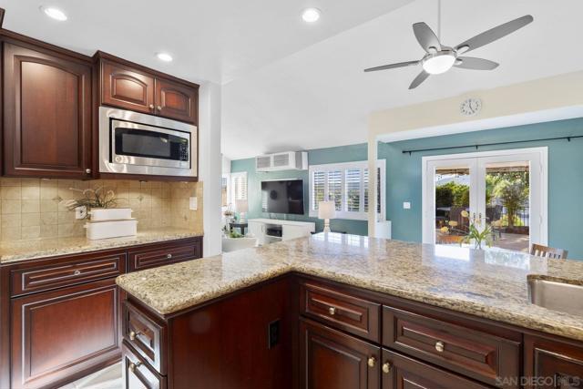 MLS #250041091SD image #11