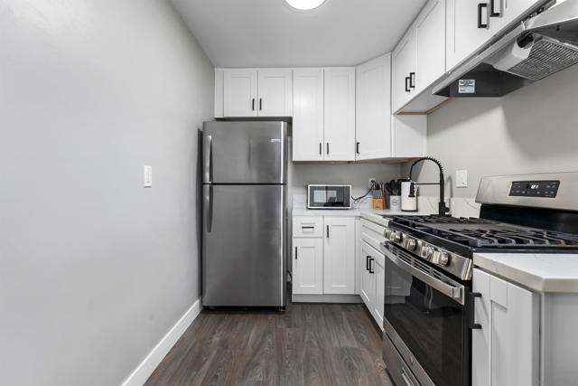 MLS #250041093SD image #11