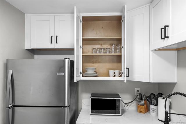 MLS #250041093SD image #13