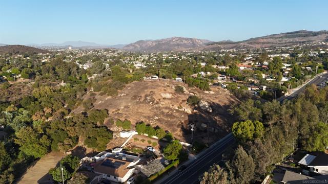 MLS #250041183SD image #12