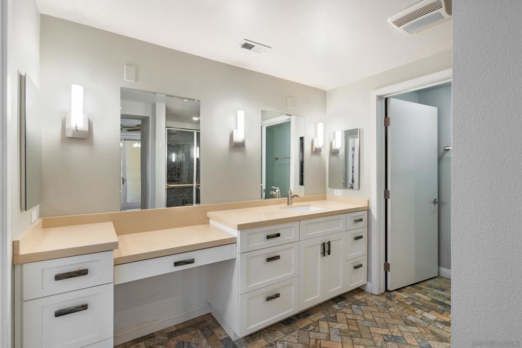 MLS #250041460SD image #14